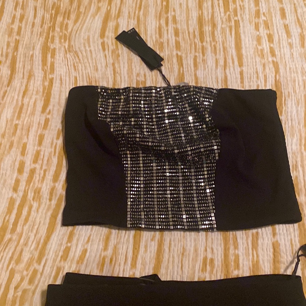 Sparkly, Venus, tube top!